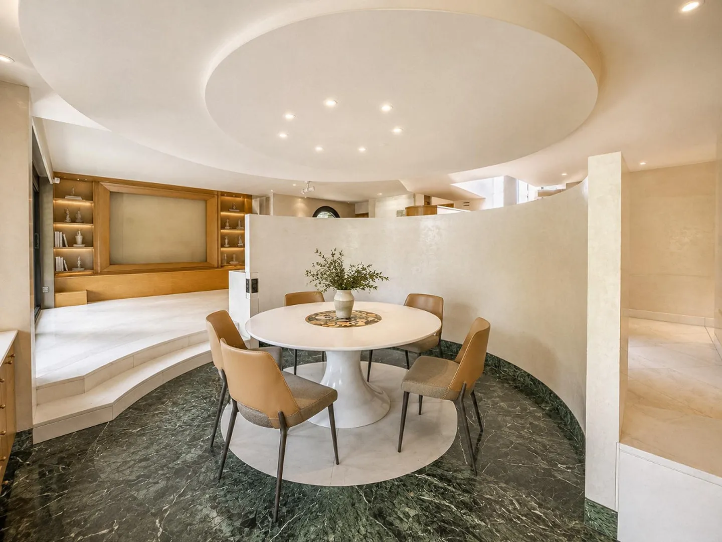 Villa con giardino e piscina a Collina d'Oro - Foto 2 di 15