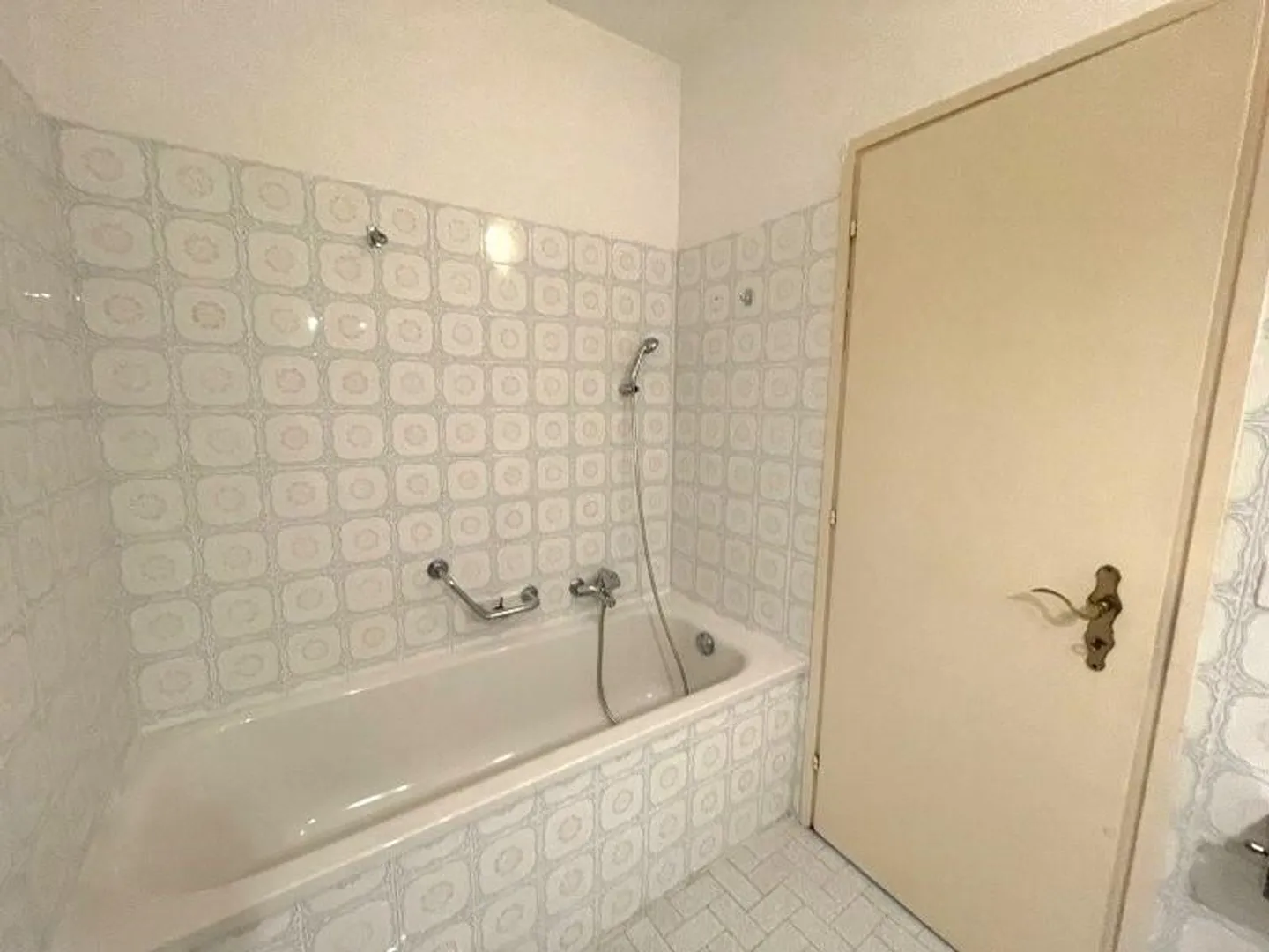 2,5-ZIMMER-WOHNUNG MIT BALKON - Foto 8 von 9