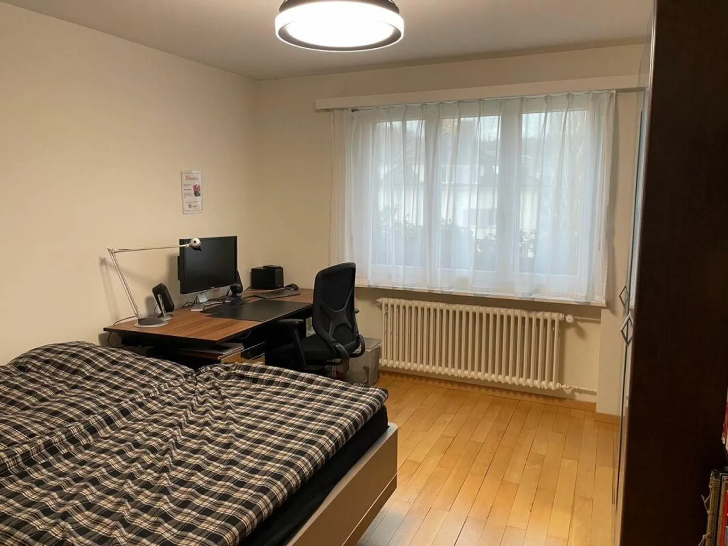 Cozy 2-room city apartment with balcony in the courtyard - Photo 4 of 7