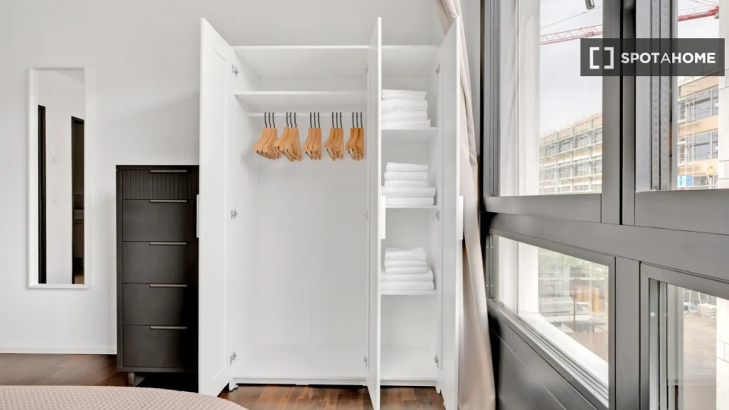 Discover, visit, and rent your new home online with complete confidence. - Photo 8 of 18