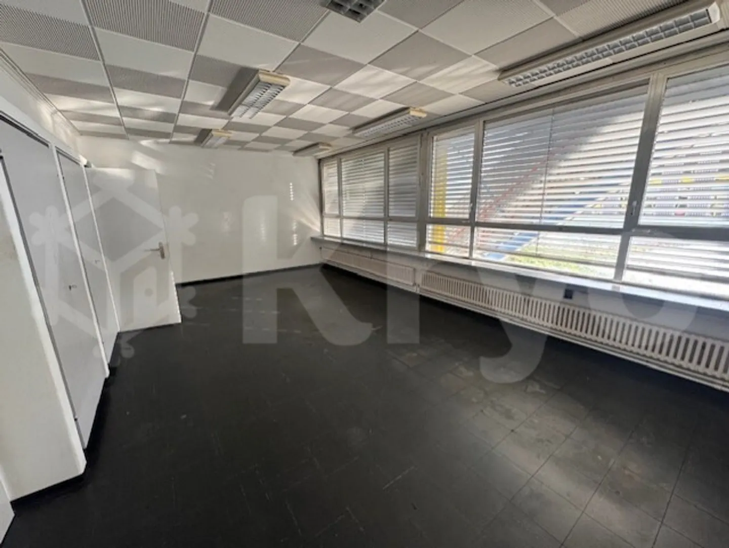 Versatile Commercial Space - Photo 1 of 6