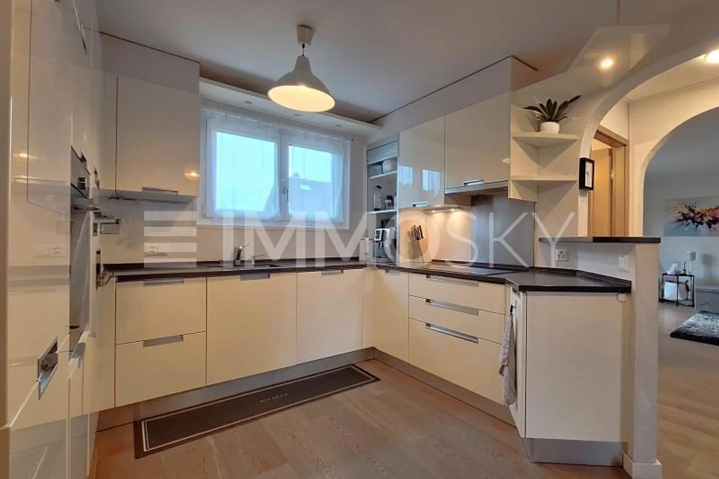 Casa a schiera di 5,5 stanze - Foto 4 di 7