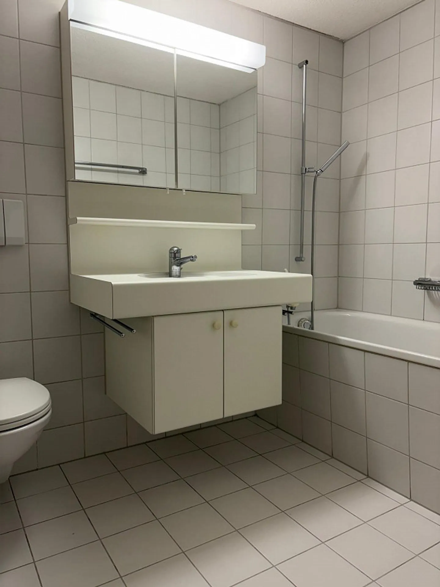 Appartement spacieux de 3½ pièces au cœur d'Erlach - Photo 6 sur 10