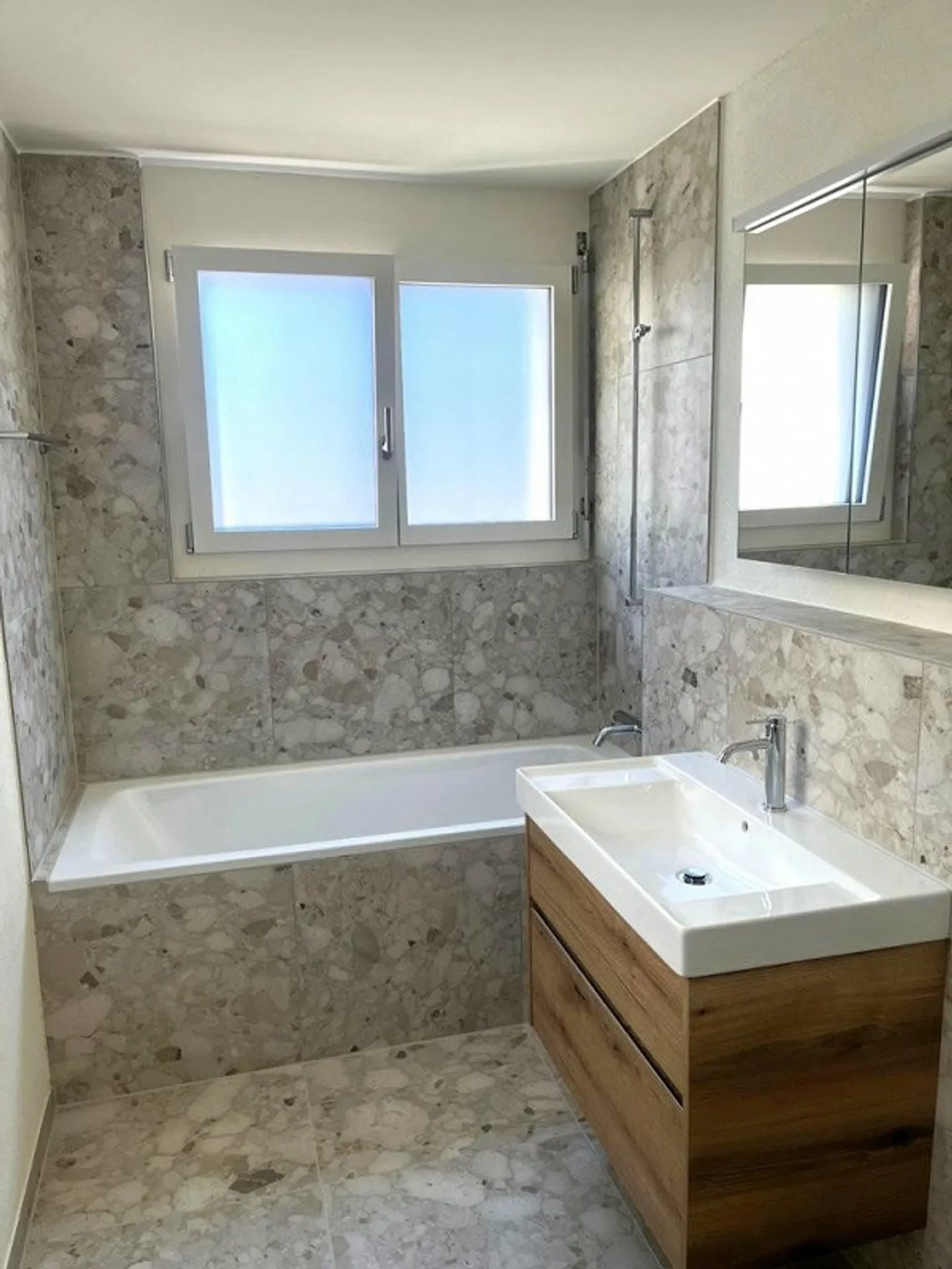 Prima locazione - Appartamento giardino familiare attraente in affitto - Foto 7 di 10