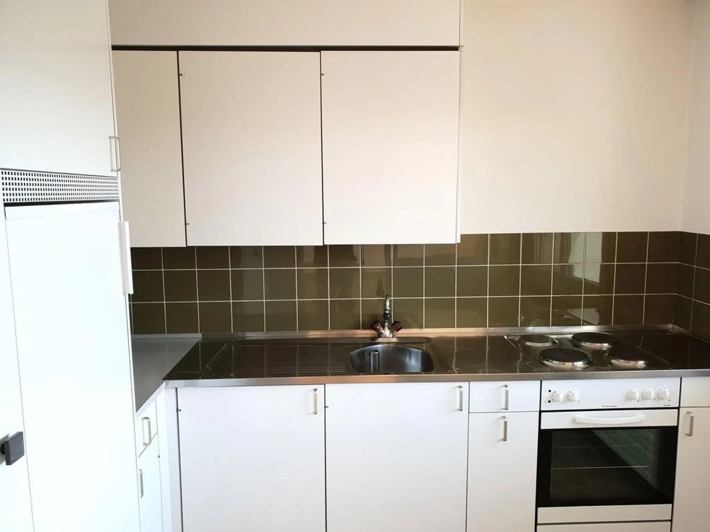 Living in a family-friendly neighborhood! - Photo 5 of 6