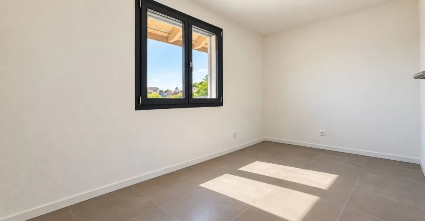 New Family Home with Terrace - Photo 6 of 11