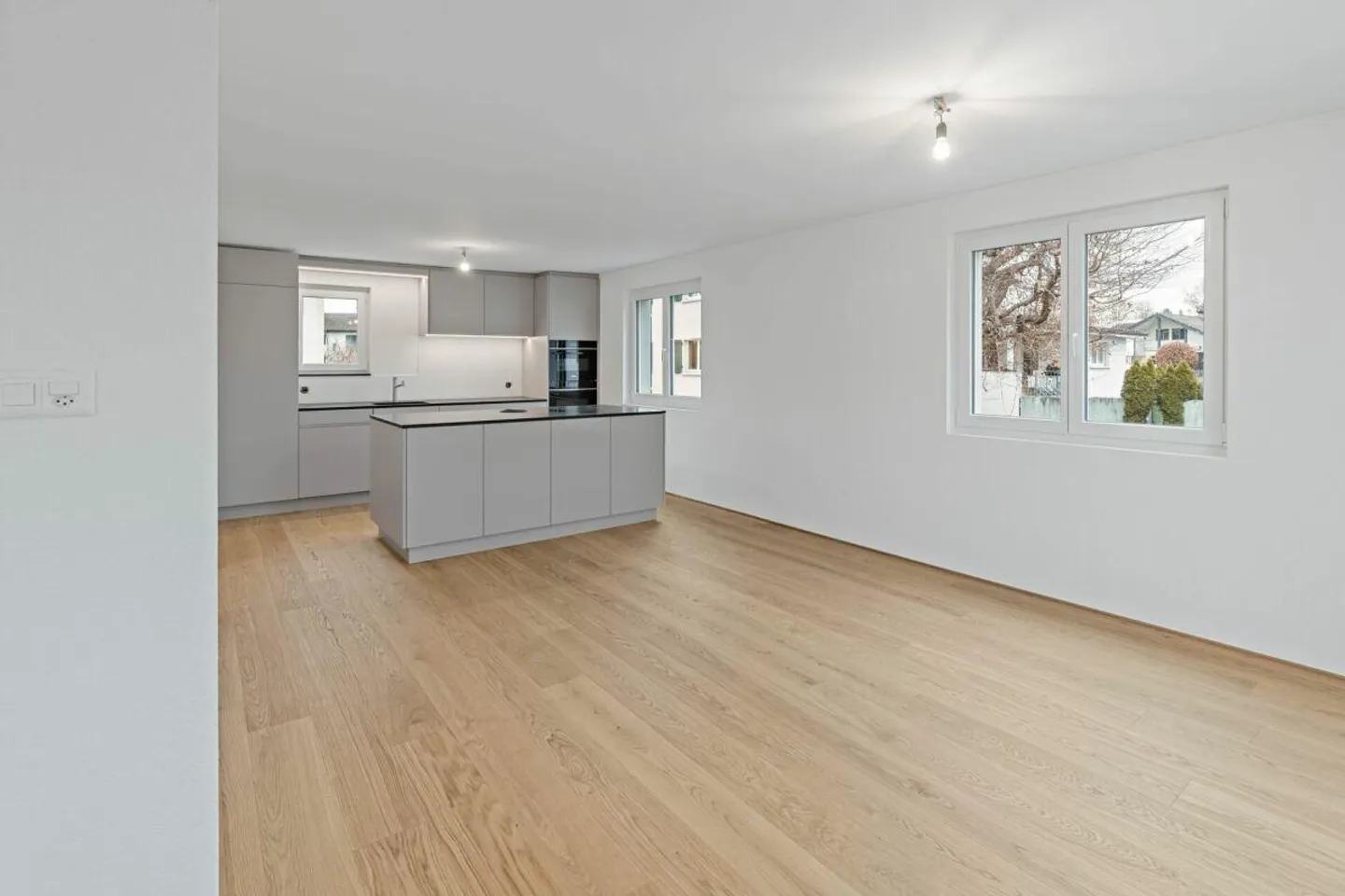 Maison jumelée dans un emplacement calme et ensoleillé à Widnau - entièrement rénovée - Photo 4 sur 20