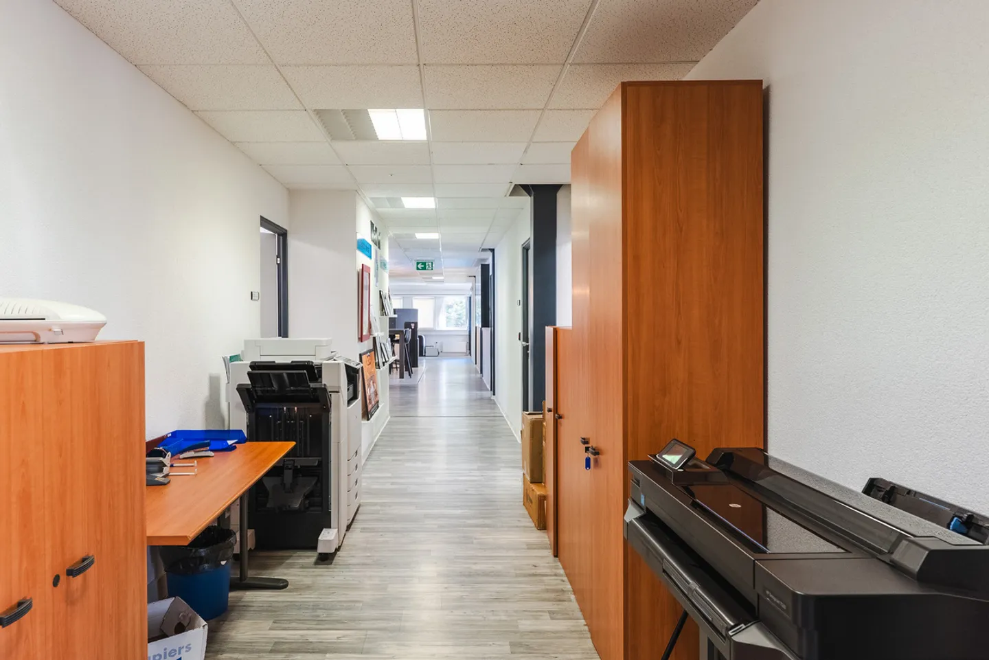 397m² Office - Ideally Located in Gland - Photo 6 of 10