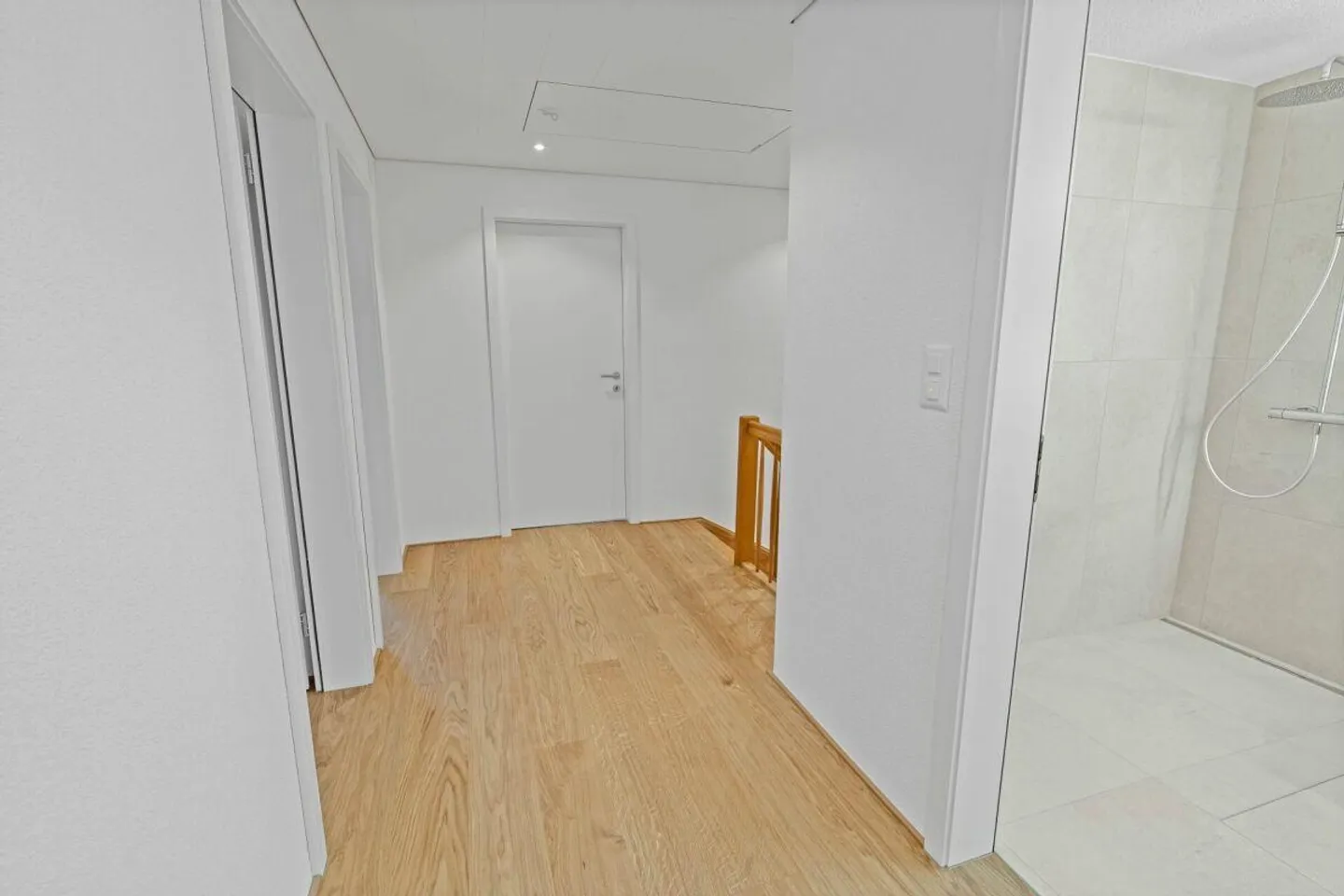 Maison jumelée dans un emplacement calme et ensoleillé à Widnau - entièrement rénovée - Photo 11 sur 20