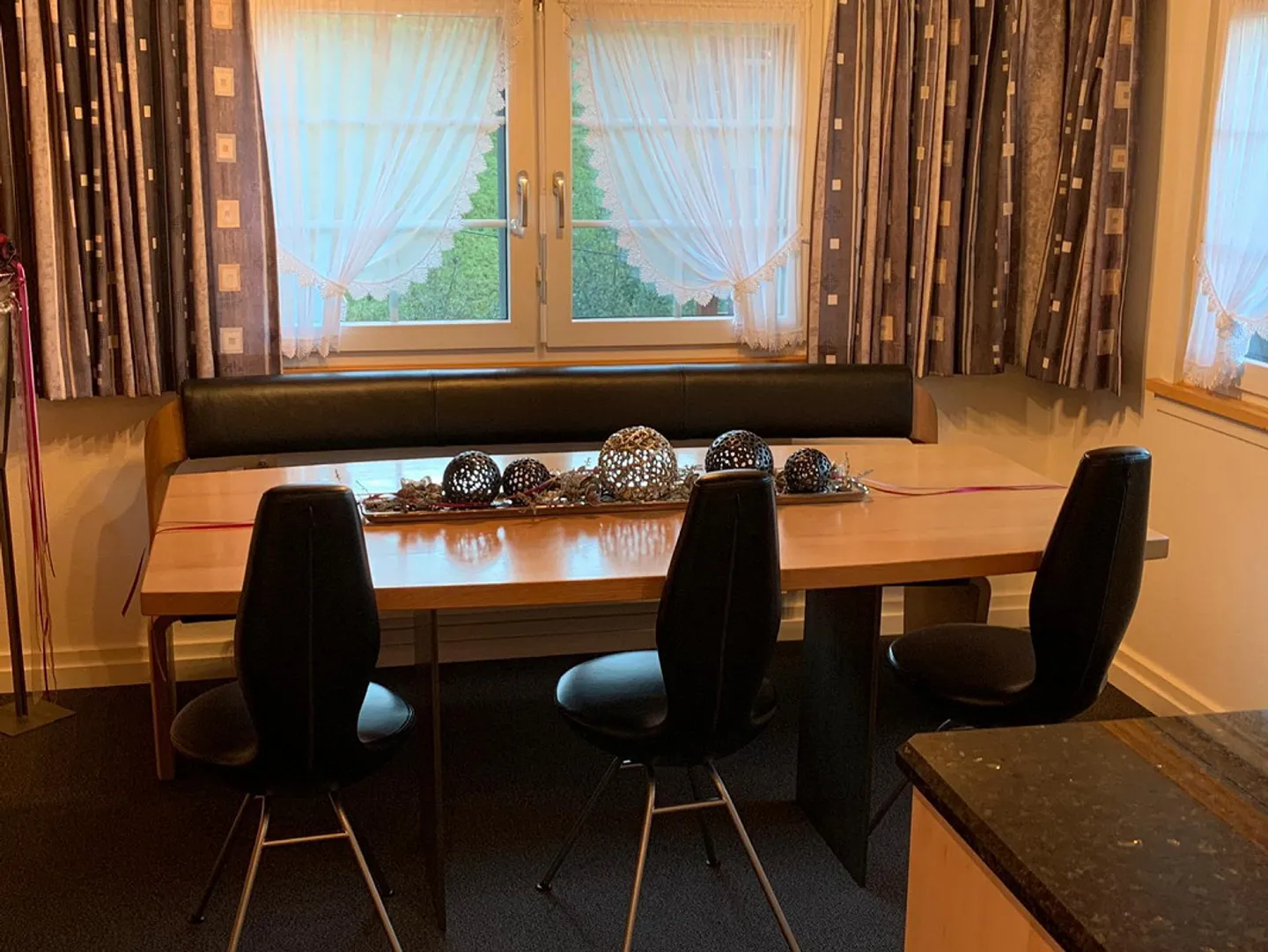 Living where others vacation – Dreamlike 6.5-room farmhouse part - Photo 3 of 24