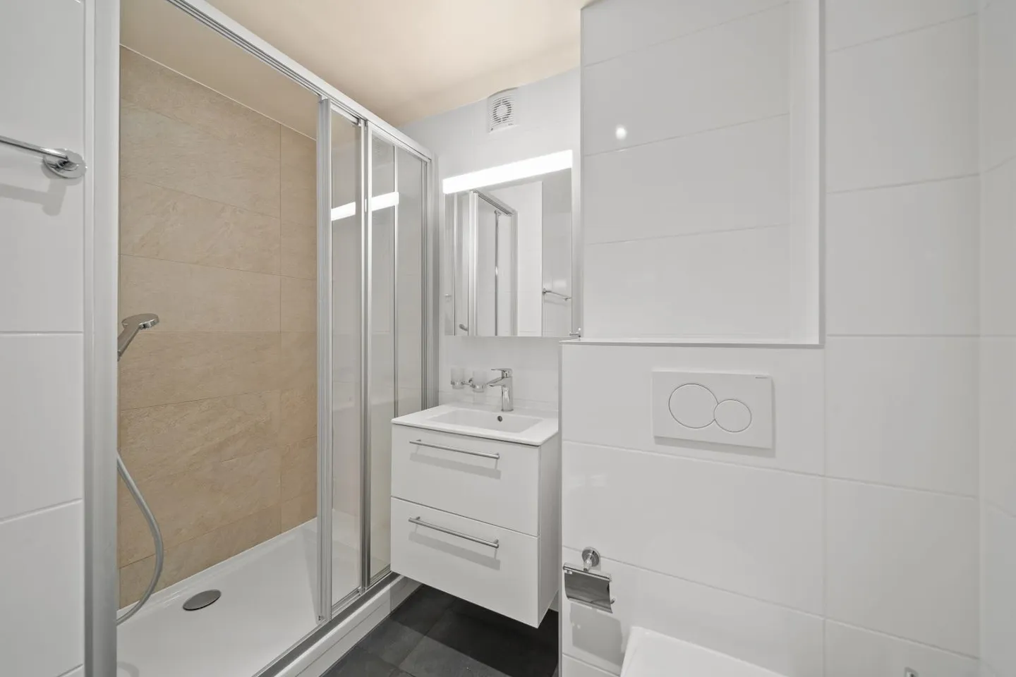 4.5 Room Apartment - Photo 7 of 9
