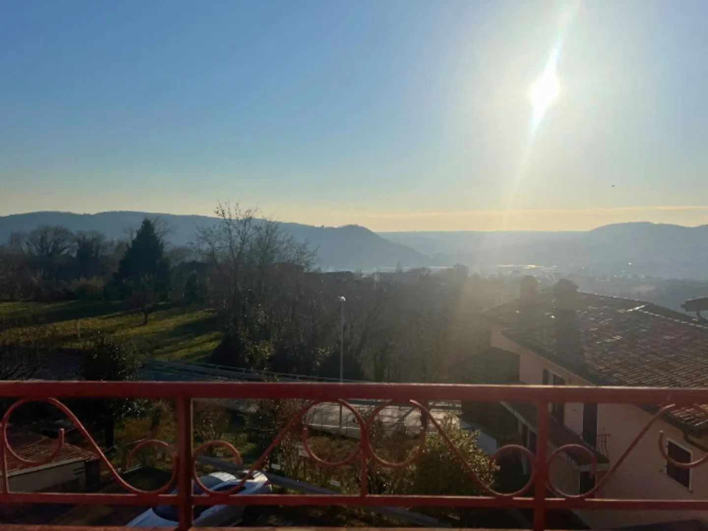 House to be renovated in a quiet area - Photo 3 of 9