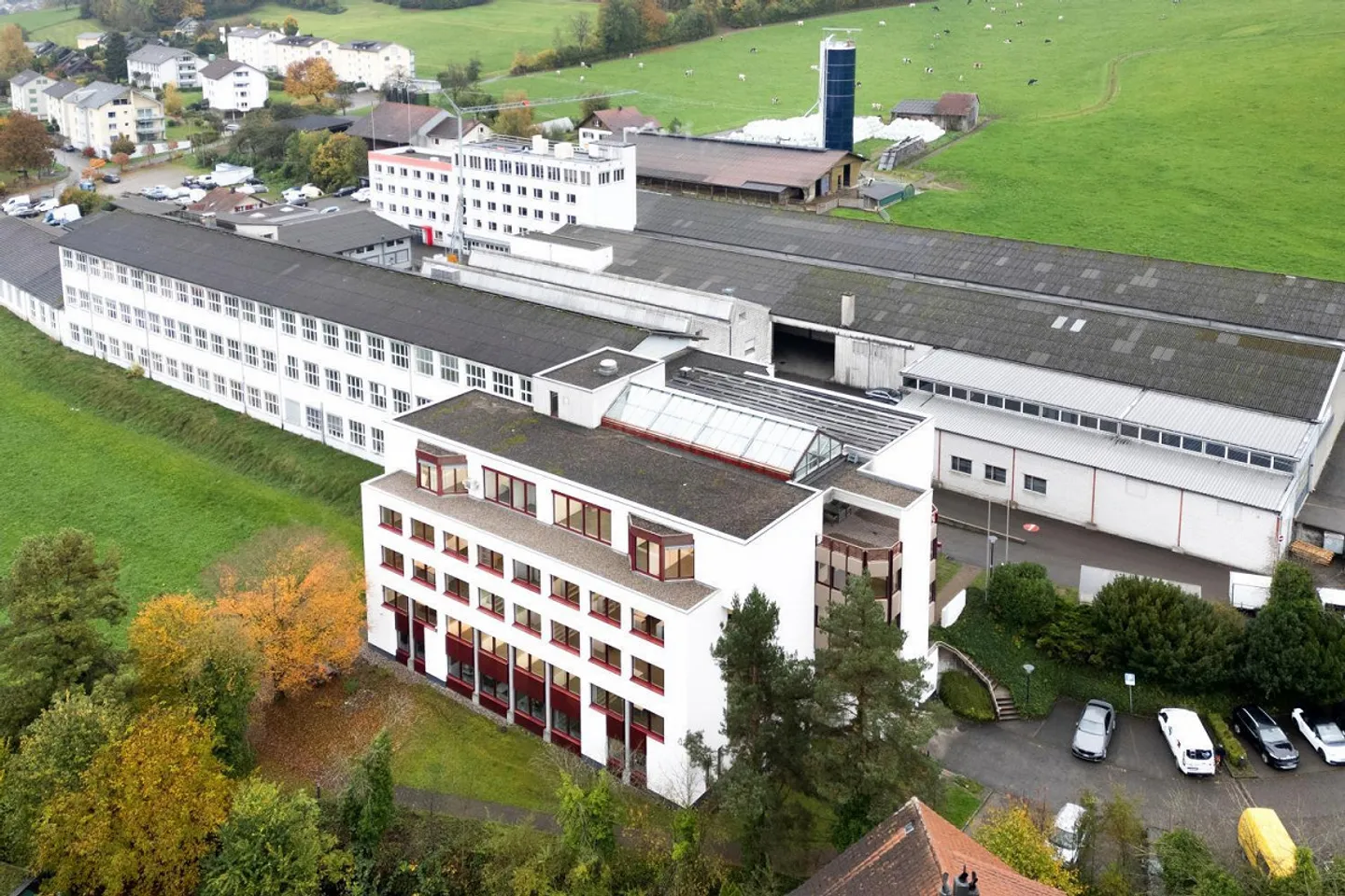 Büros von 250m2 bis 2'785m2 ab 90.- / m2 p.a. in Balterswil - Foto 1 von 10