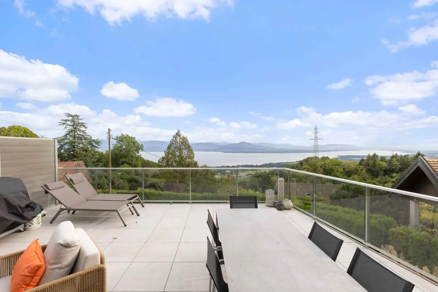 Duplex eccezionale con terrazza e vista sul Monte Bianco - Foto 2 di 13