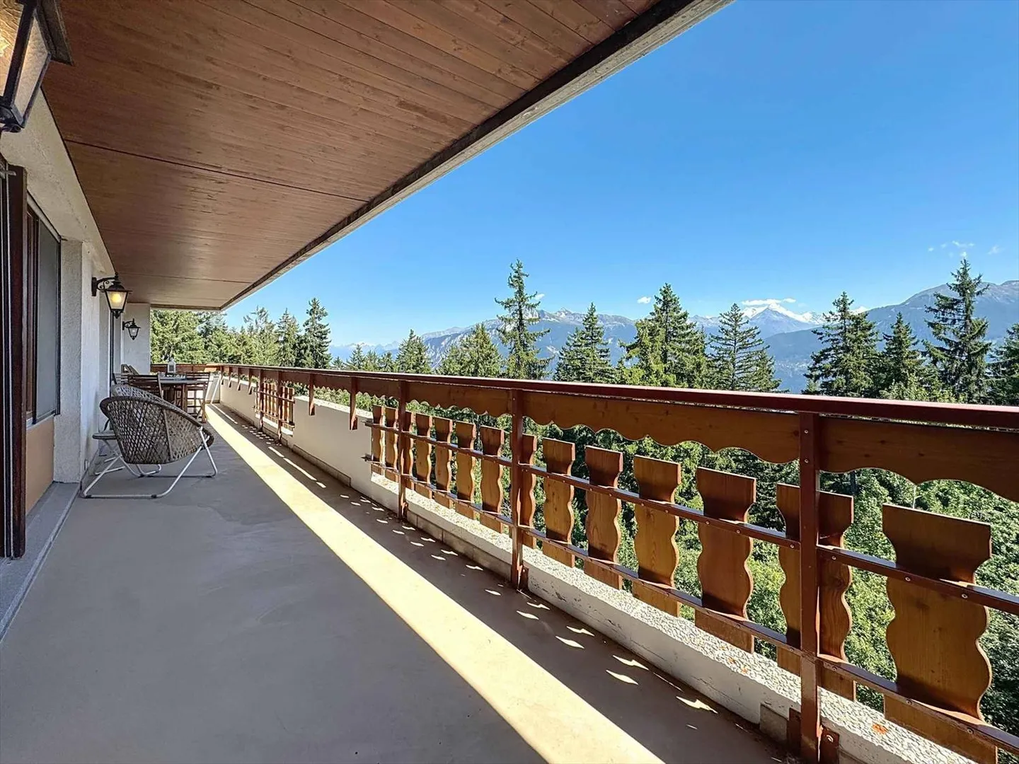 Bellissimo appartamento di 4,5 locali + studio annesso con vista sulle Alpi - Foto 2 di 13