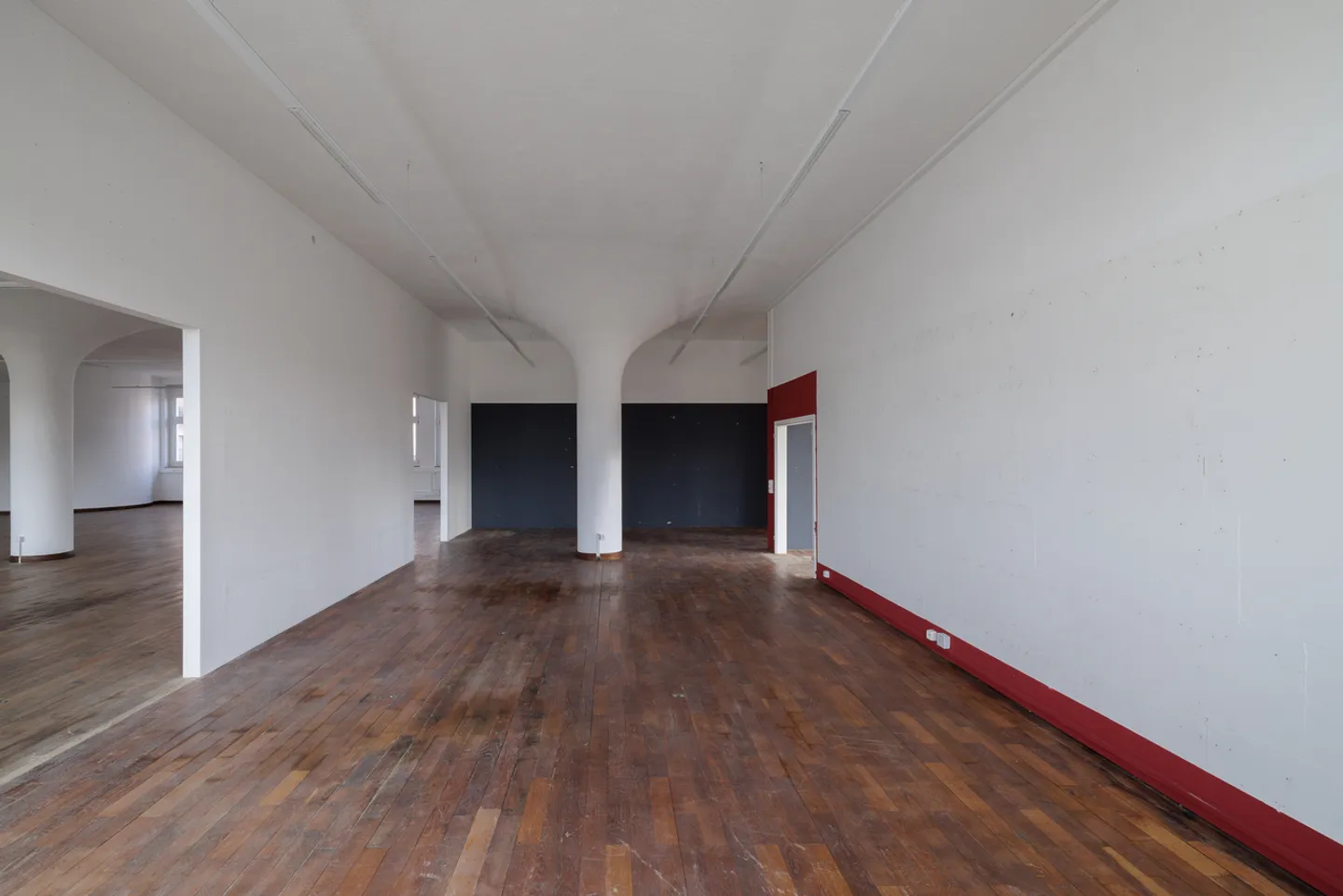 Commercial space with charm and versatile possibilities - Photo 8 of 13