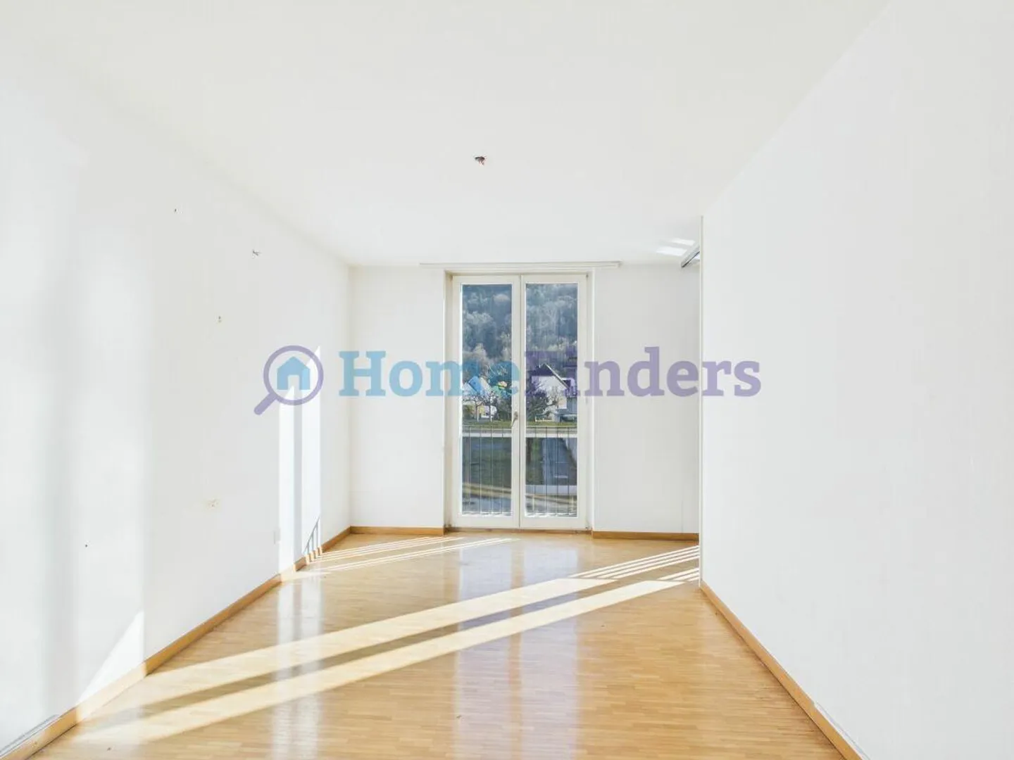 PRATIQUE AVEC BALCON ENSOLEILLÉ - Photo 8 sur 10