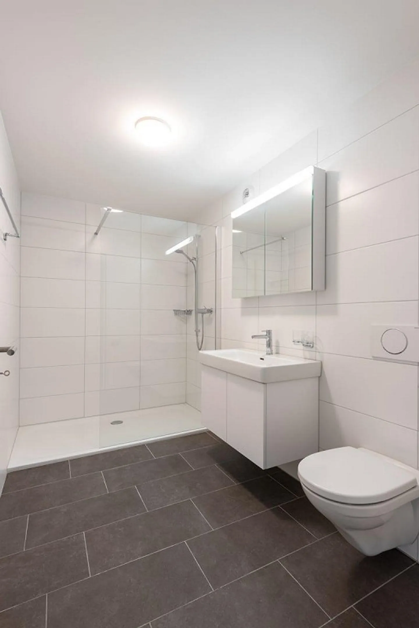 Modern 3.5-room apartment in the heart of Zollikofen - Photo 5 of 11