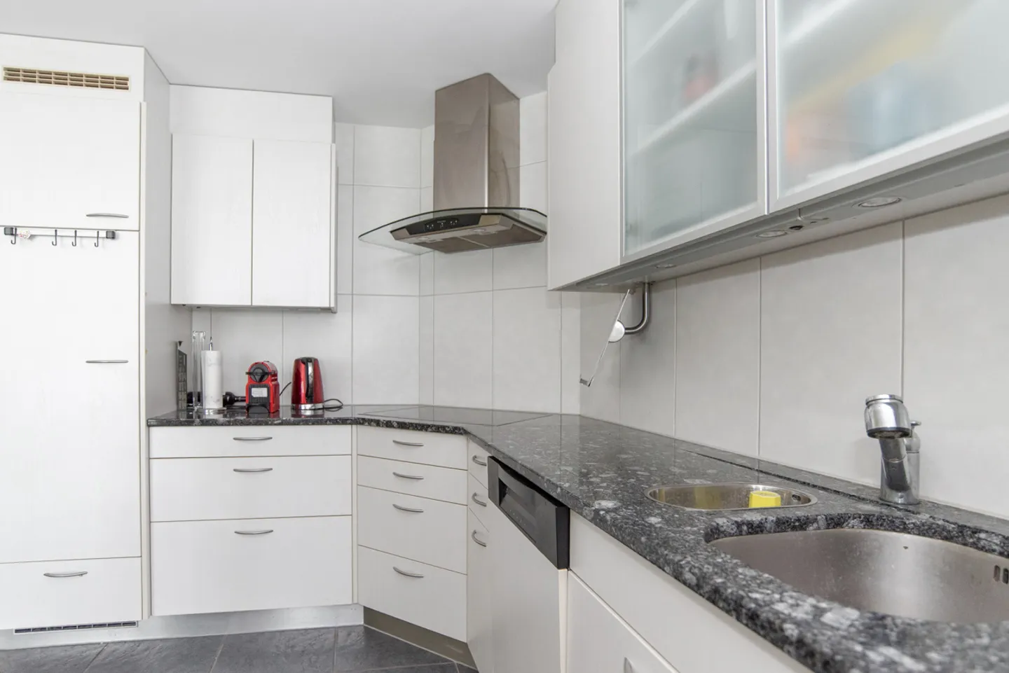 «Einziehen & wohlfühlen Gepflegte Wohnung mit Balkon und Lift» - Foto 5 von 9