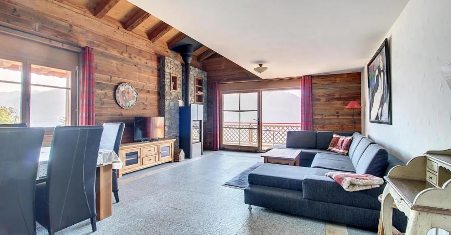 Duplex 5.5 Zimmer mit Balkon und Panoramablick in einer Zweitwohnung - Foto 1 von 11