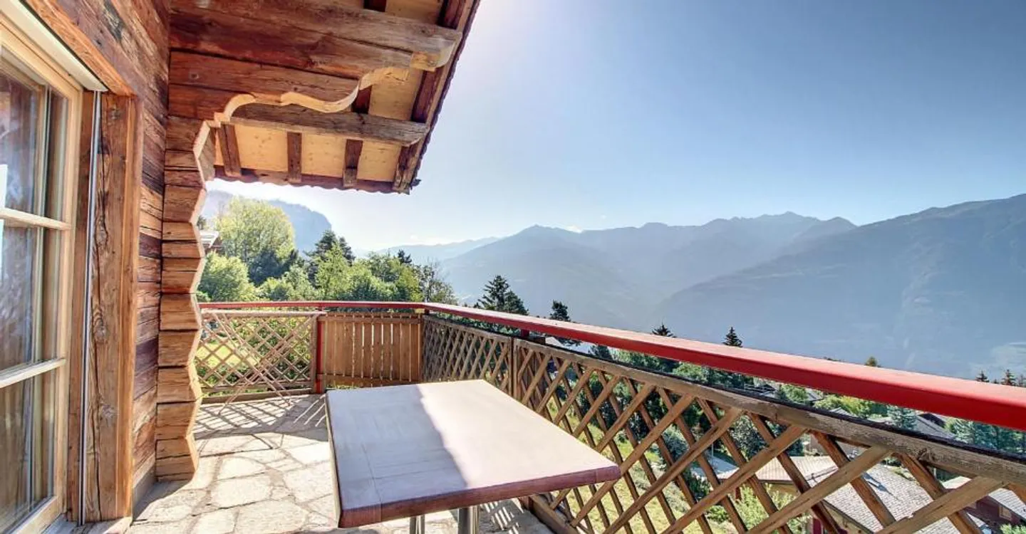 Duplex 5.5 Zimmer mit Balkon und Panoramablick in einer Zweitwohnung - Foto 7 von 11