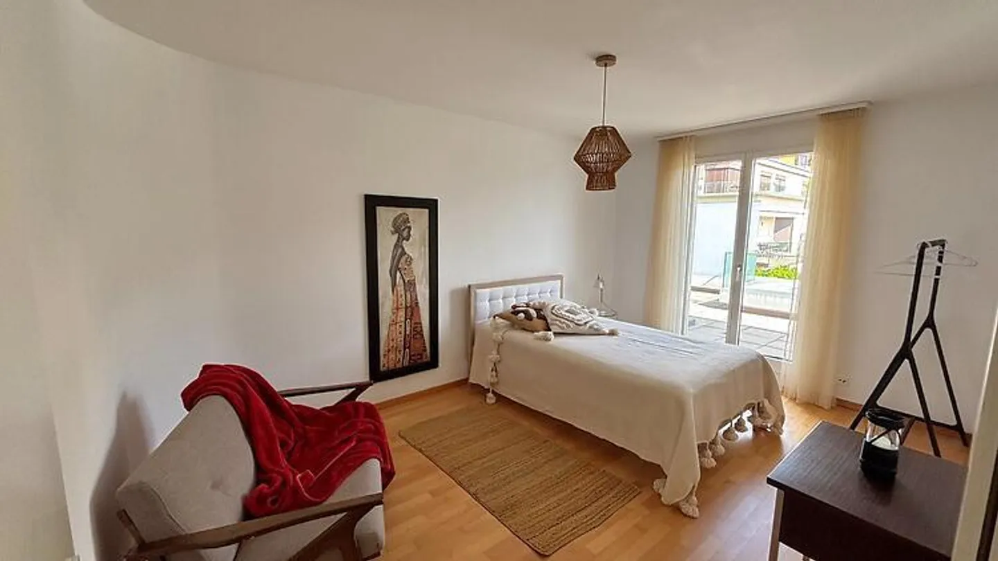 Appartement spacieux avec vue sur le lac - Photo 5 sur 9