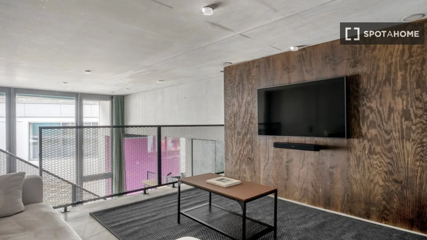 Discover, visit and rent your new home online with full confidence. - Photo 5 of 18