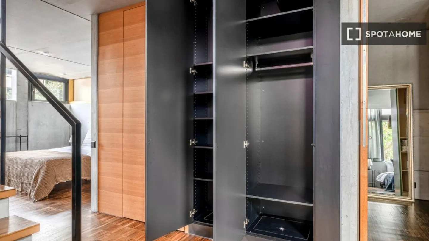 Discover, visit and rent your new home online with full confidence. - Photo 18 of 18