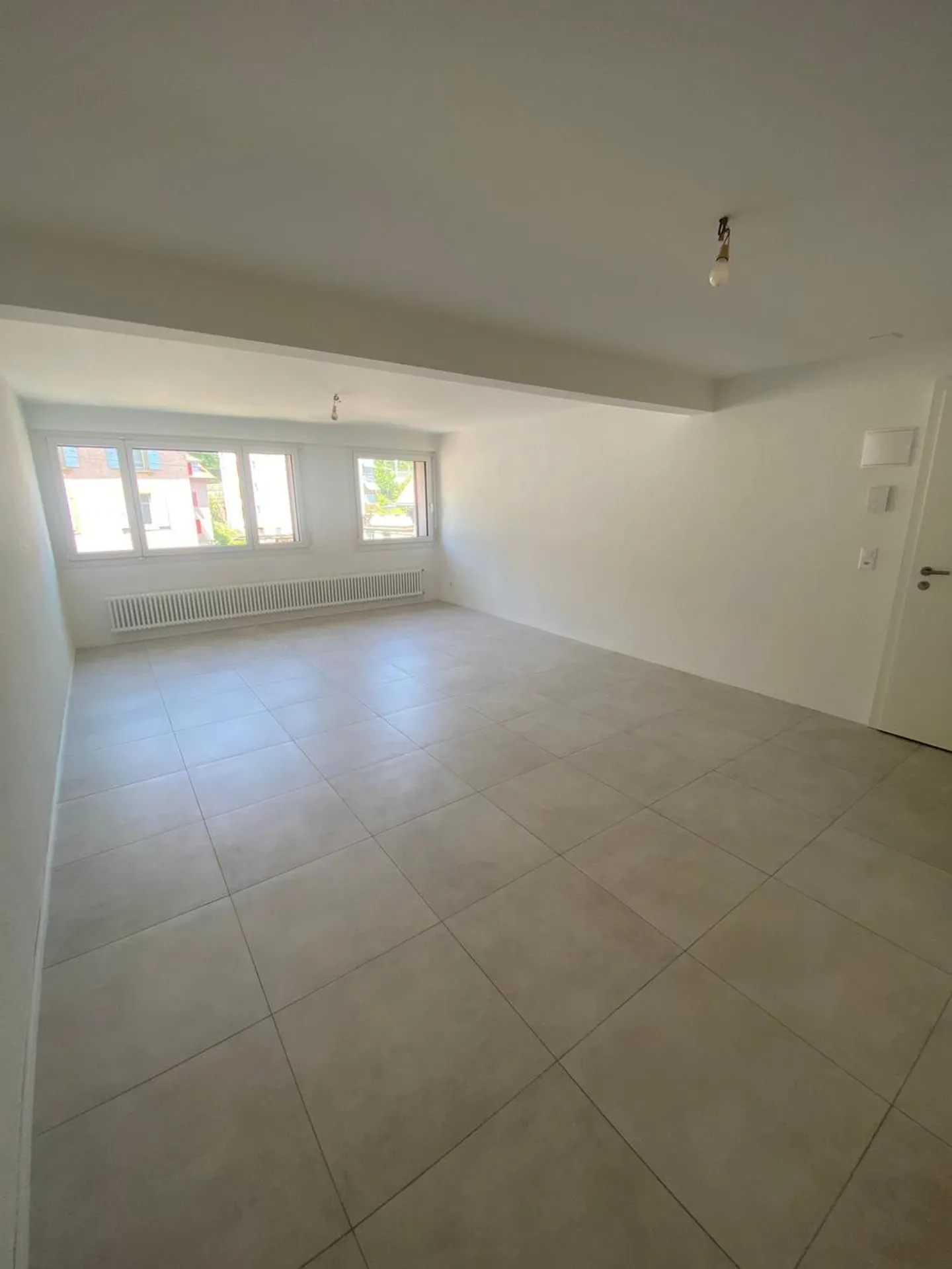 Large loft-style studio close to many amenities - Photo 2 of 3