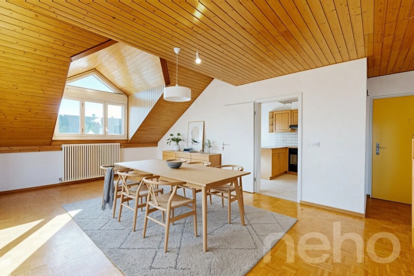 Duplex spacieux en attique près de la gare - Photo 3 sur 12