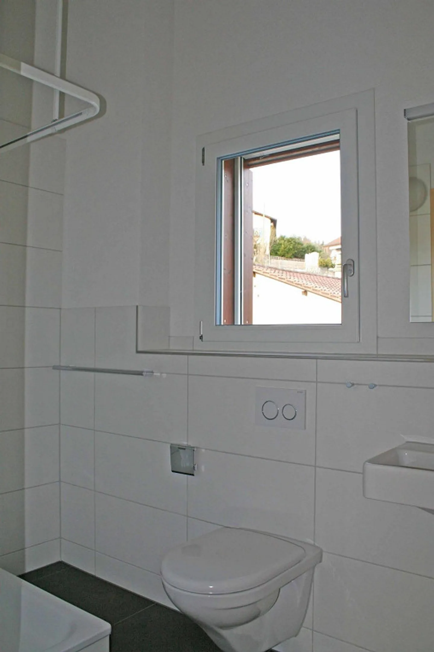 Dachwohnung zum Verlieben - 4½ Zimmer in Neuenegg - Photo 8 of 8