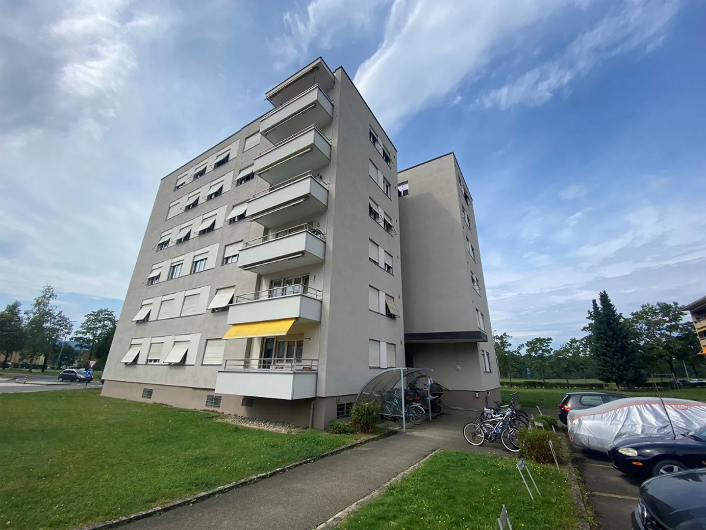 Bel appartement avec une vue magnifique sur la verdure - Louez sans dépôt ! - Photo 1 sur 5