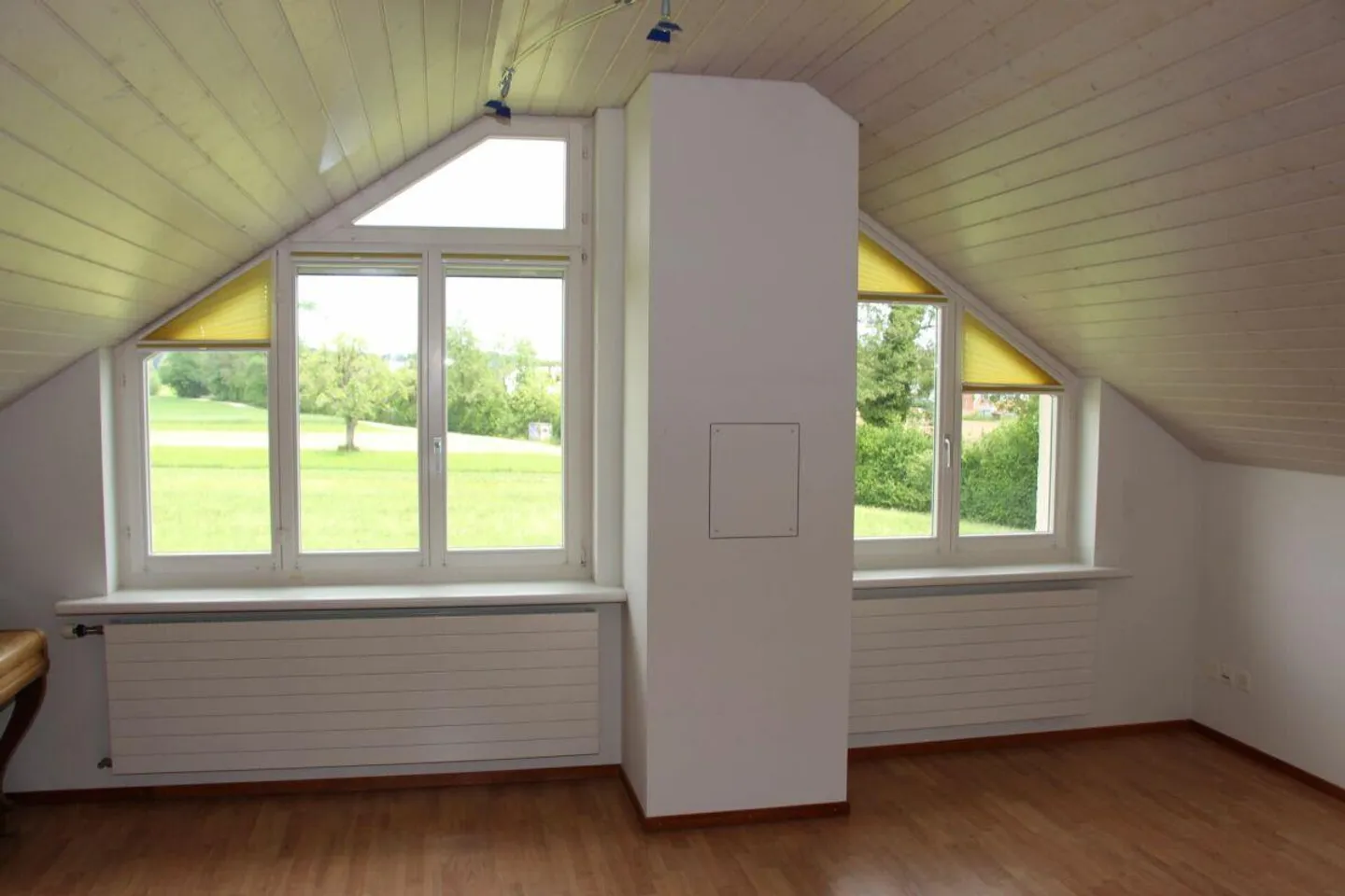 Maison individuelle de 8,5 pièces avec un vaste espace extérieur à Mattwil - Photo 17 sur 20