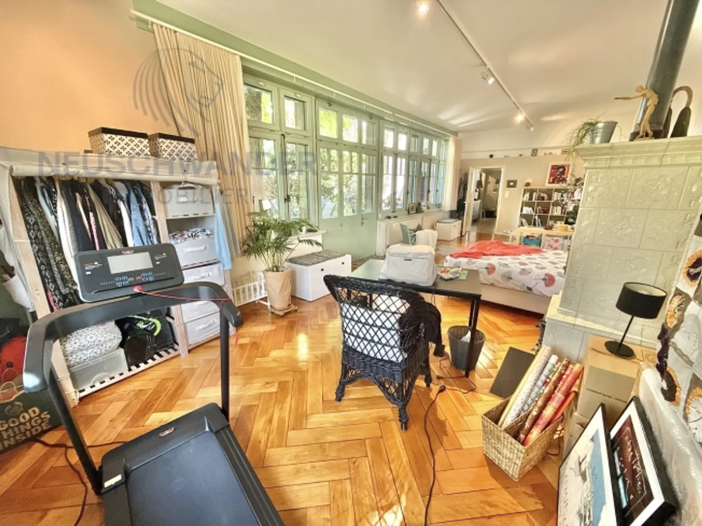 Unica passerella tra due edifici nel centro storico con giardino - Foto 5 di 20