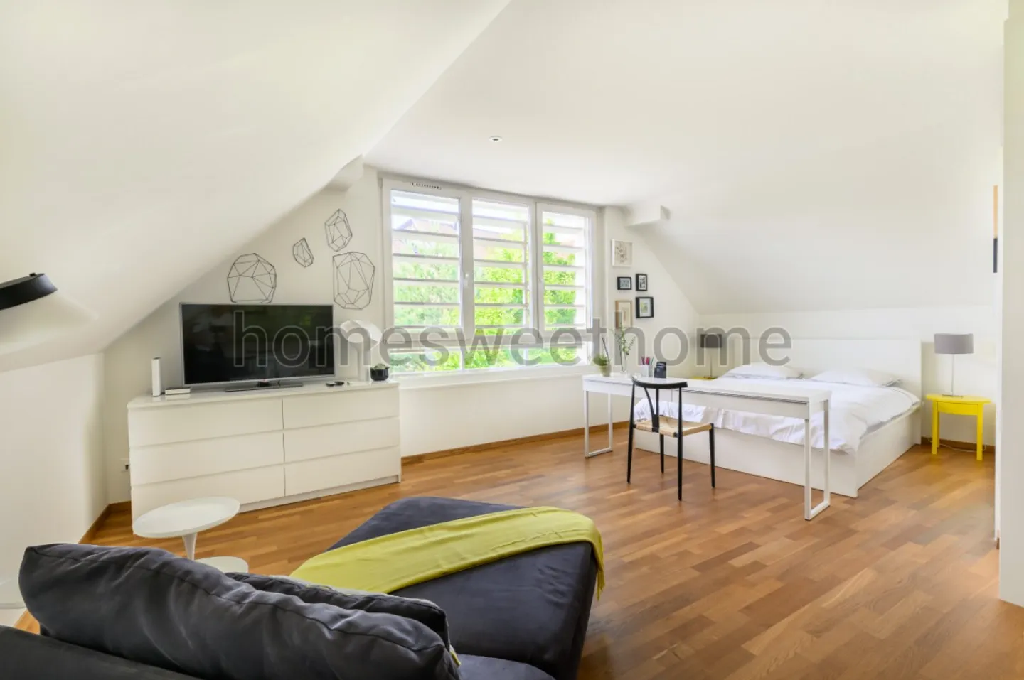 Furnished 1.5 room apartment - Photo 2 of 6