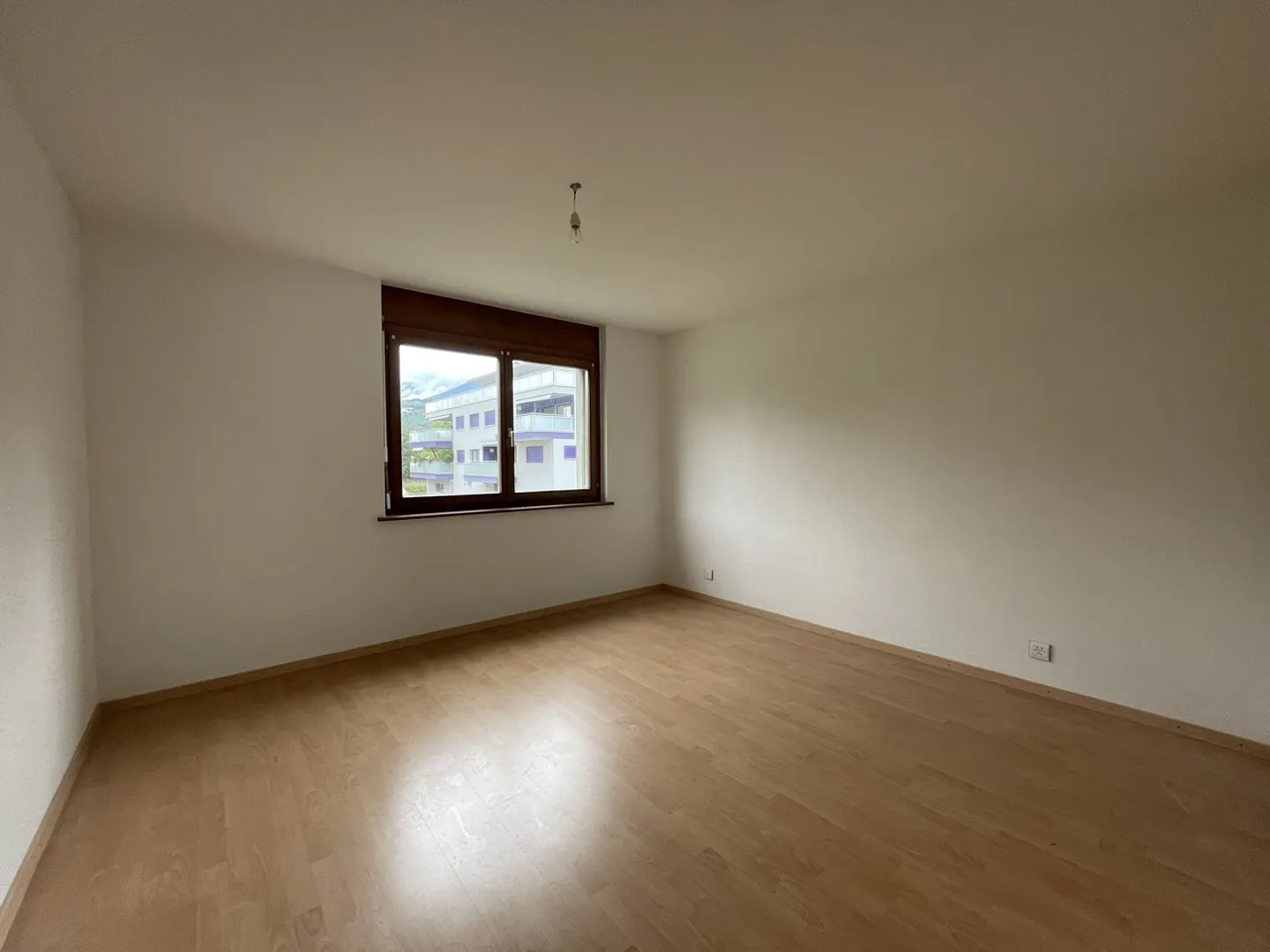 Geräumige 3,5 Zimmer mit Balkon - Foto 5 von 7
