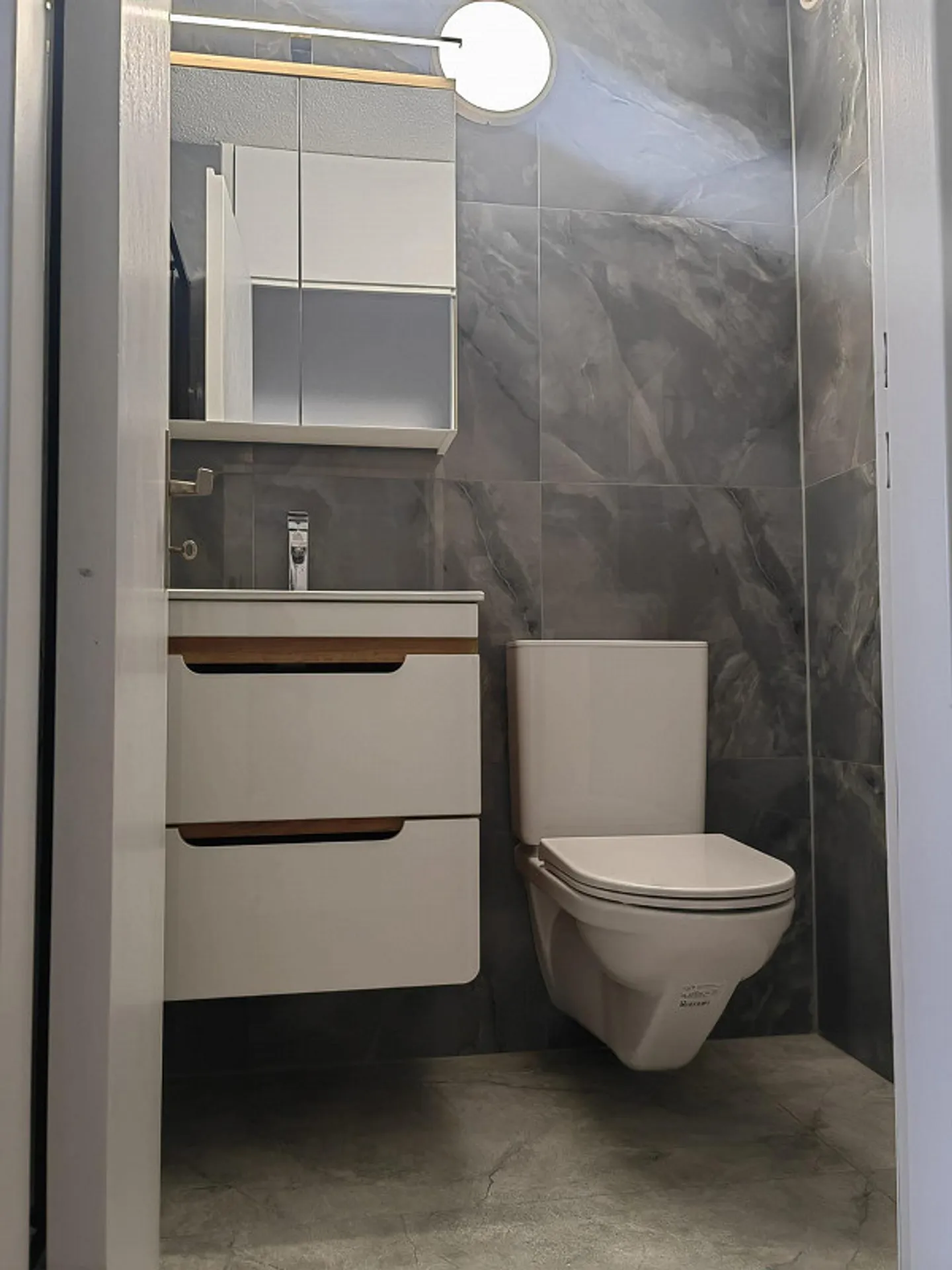 First rental after renovation 2-room ground floor apartment with terrace - Photo 6 of 14