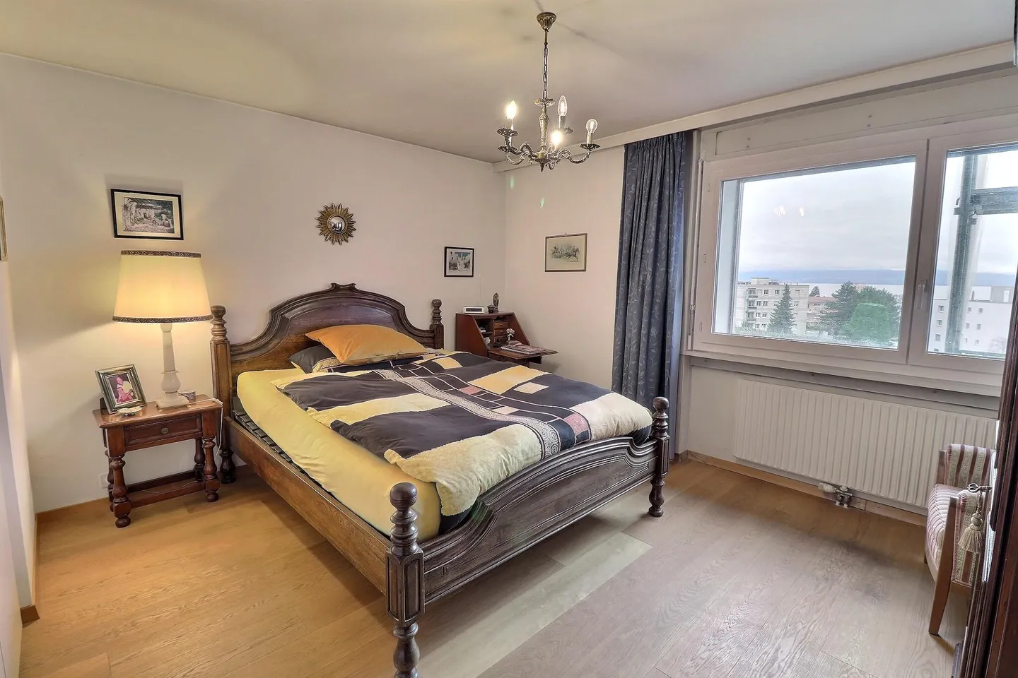 Charming apartment in Viager, ideally located in Mont-sur-Rolle, in the heart of one of the most sought-after villages of La Côte. - Photo 9 of 13