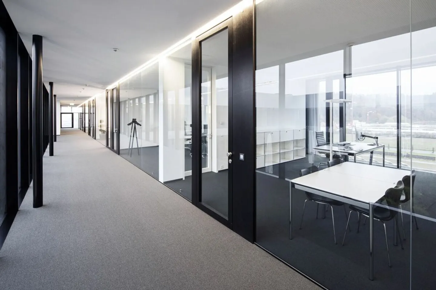 Attention PME ! Louez des espaces individuels dans NEO Spaces. - Photo 1 sur 7