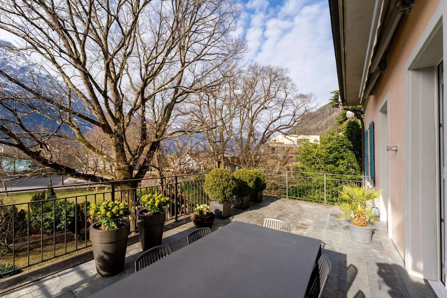 Elegante Neorenaissance Villa - Foto 8 von 9