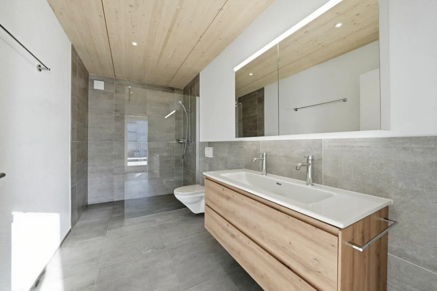 Rent-to-Own: Move in today, own tomorrow - modern semi-detached family house in Stein am Rhein - Photo 13 of 30