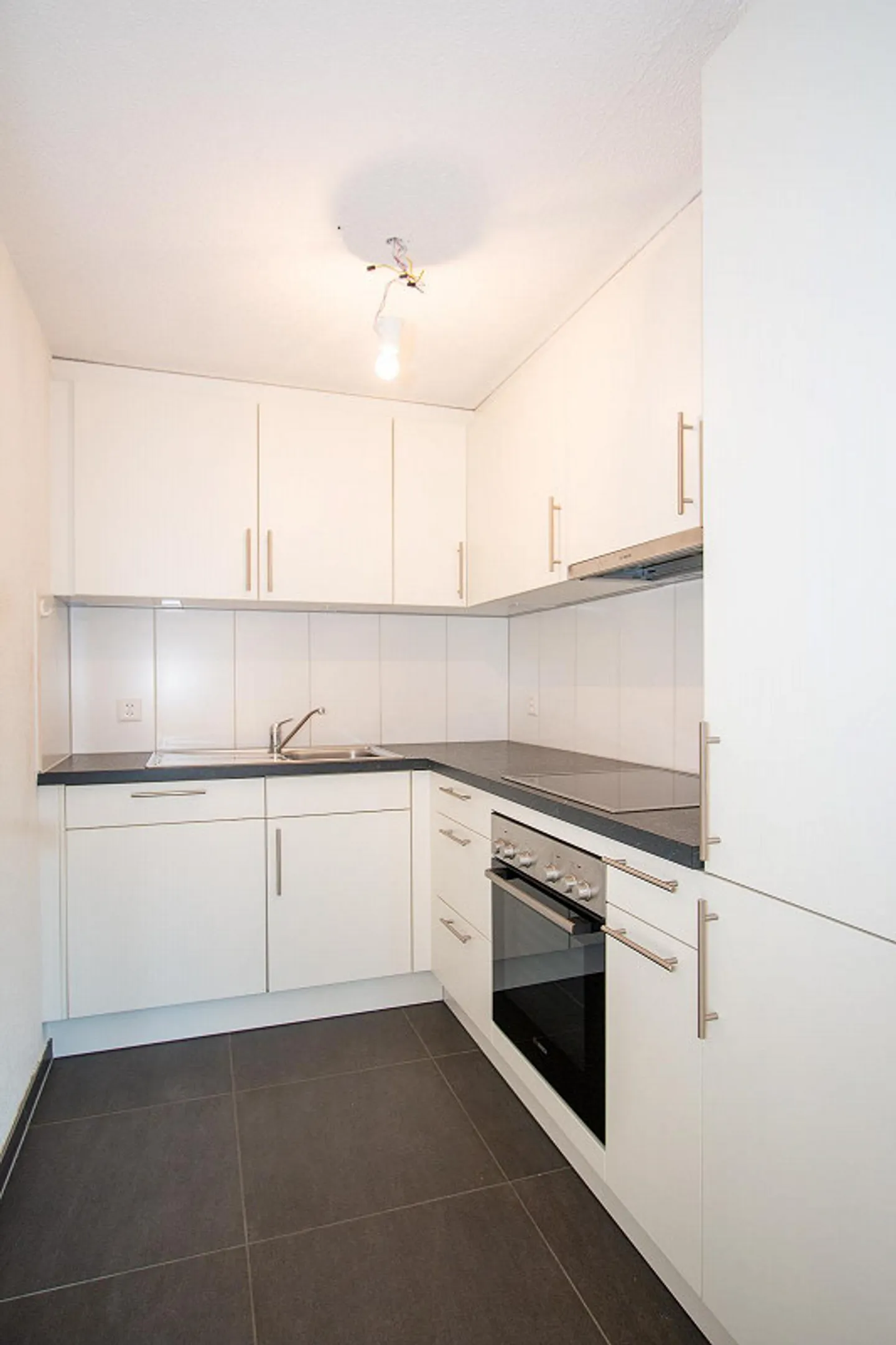 Bright and spacious apartment with balcony and panoramic view in Thal - Photo 7 of 13