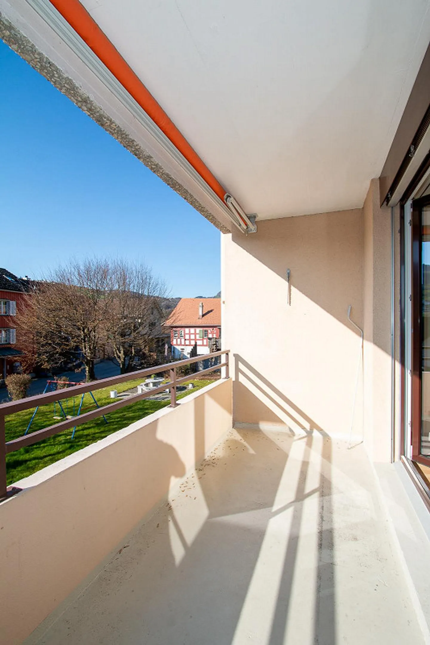 Bright and spacious apartment with balcony and panoramic view in Thal - Photo 11 of 13