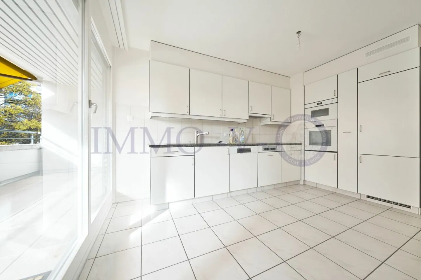 Apartment for rent - Photo 5 of 12