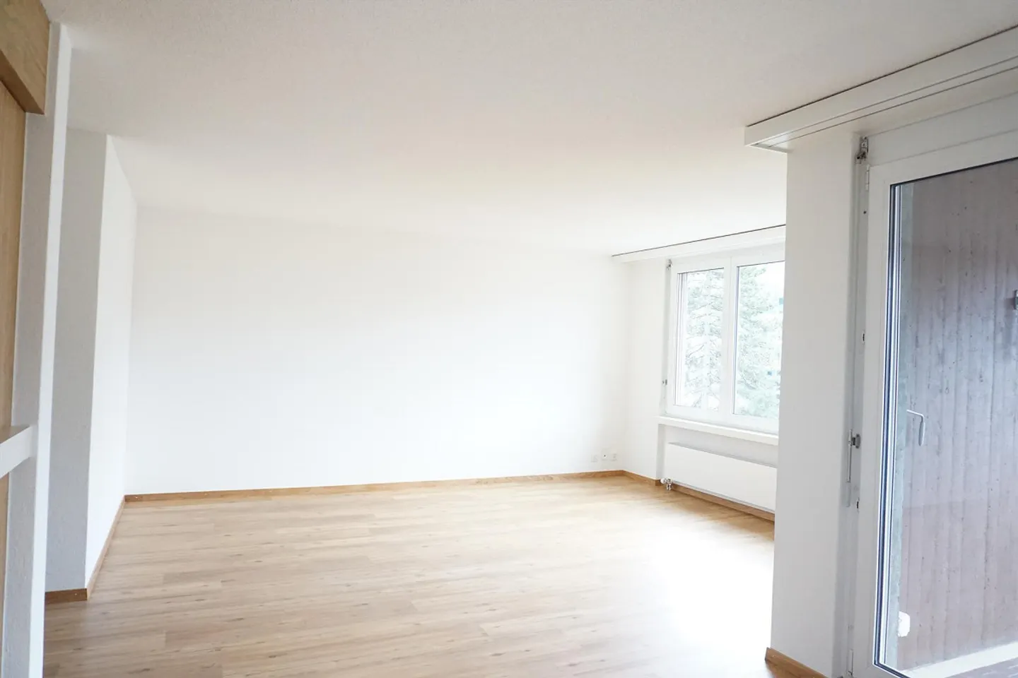 Spacious 3.5-room apartment in a central location - Photo 2 of 6