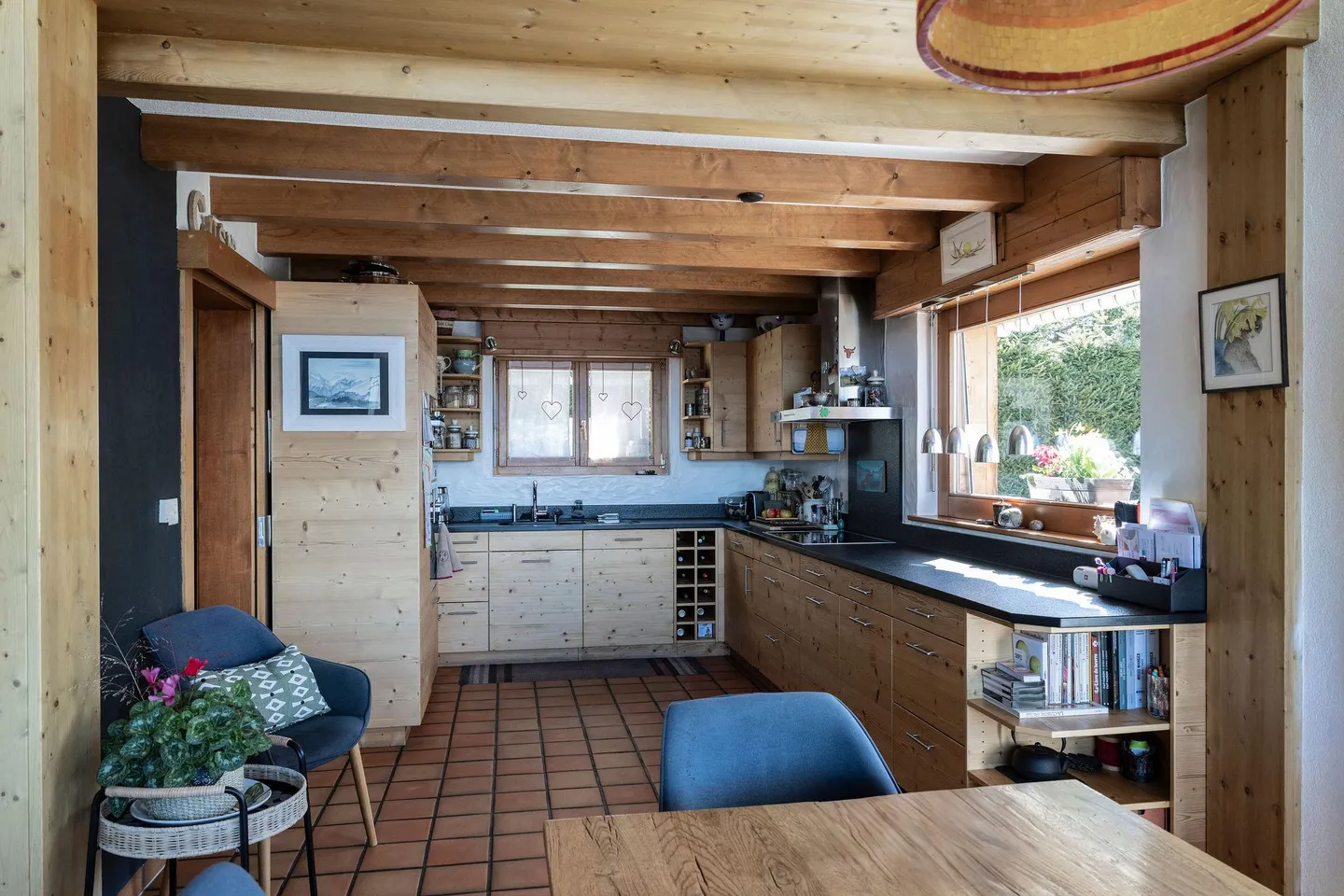 6-room chalet in an exceptional location. - Photo 3 of 11