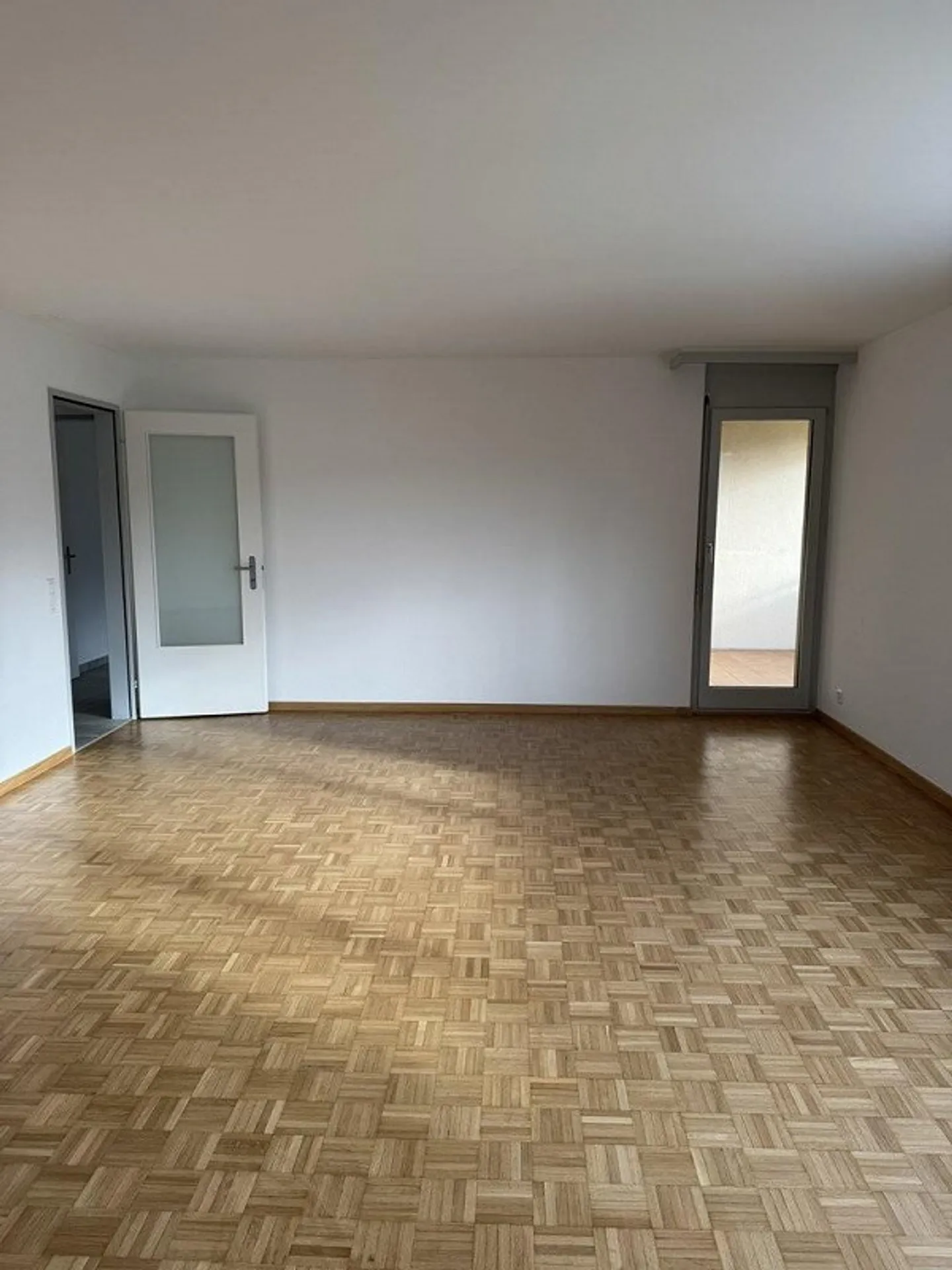 Zu vermieten: geräumige und helle 3,5-Zimmer-Wohnung in Minusio. - Foto 4 von 8