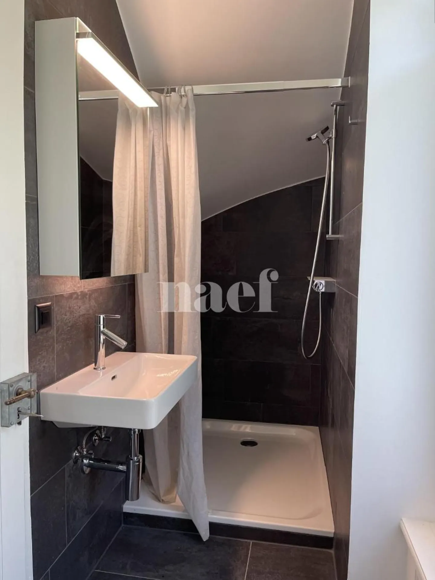 Magnificent 4.5-room apartment in Villars-sur-Glâne! - Photo 6 of 8