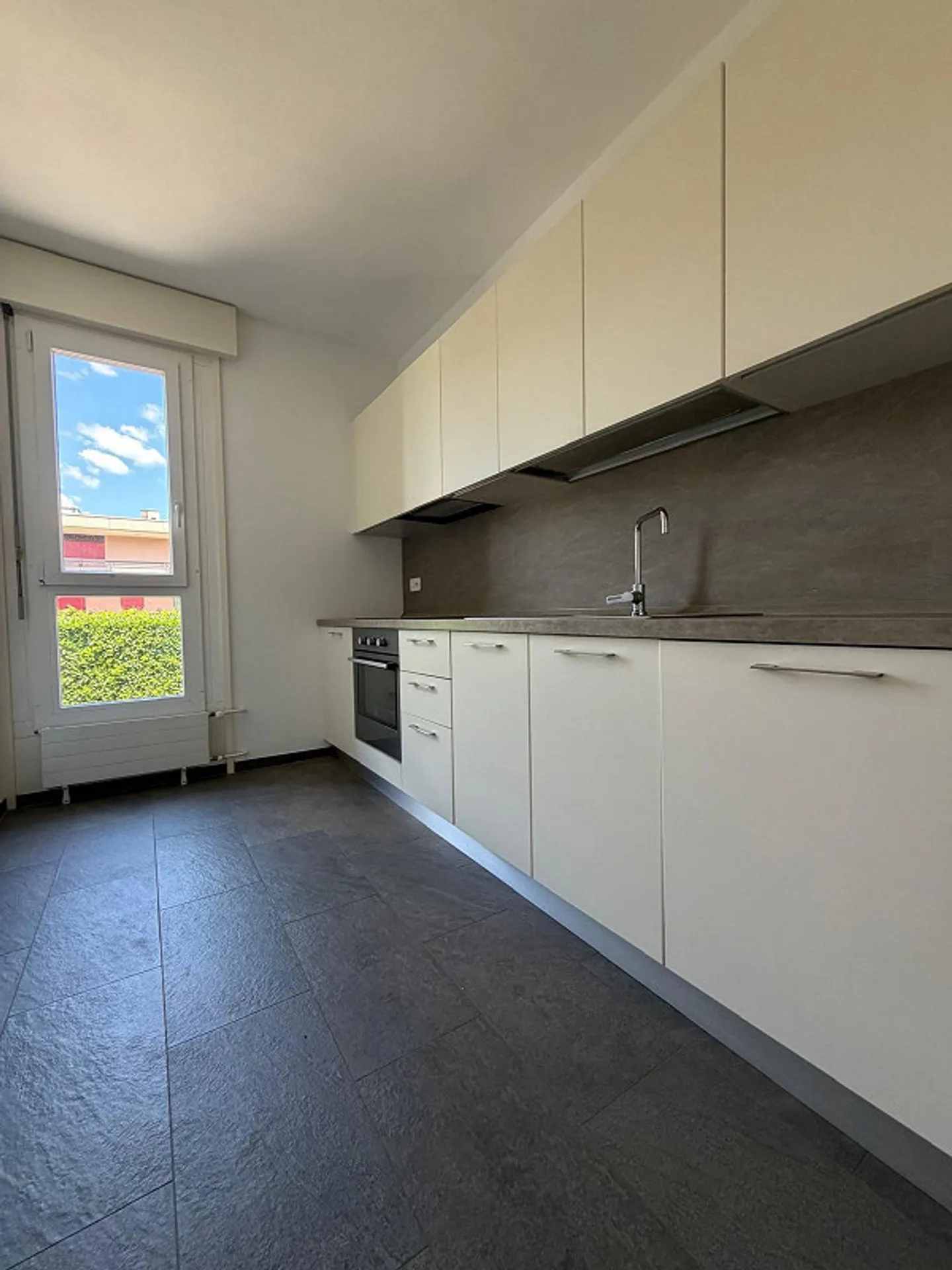 Appartamento spazioso a Pregassona - Foto 2 di 10