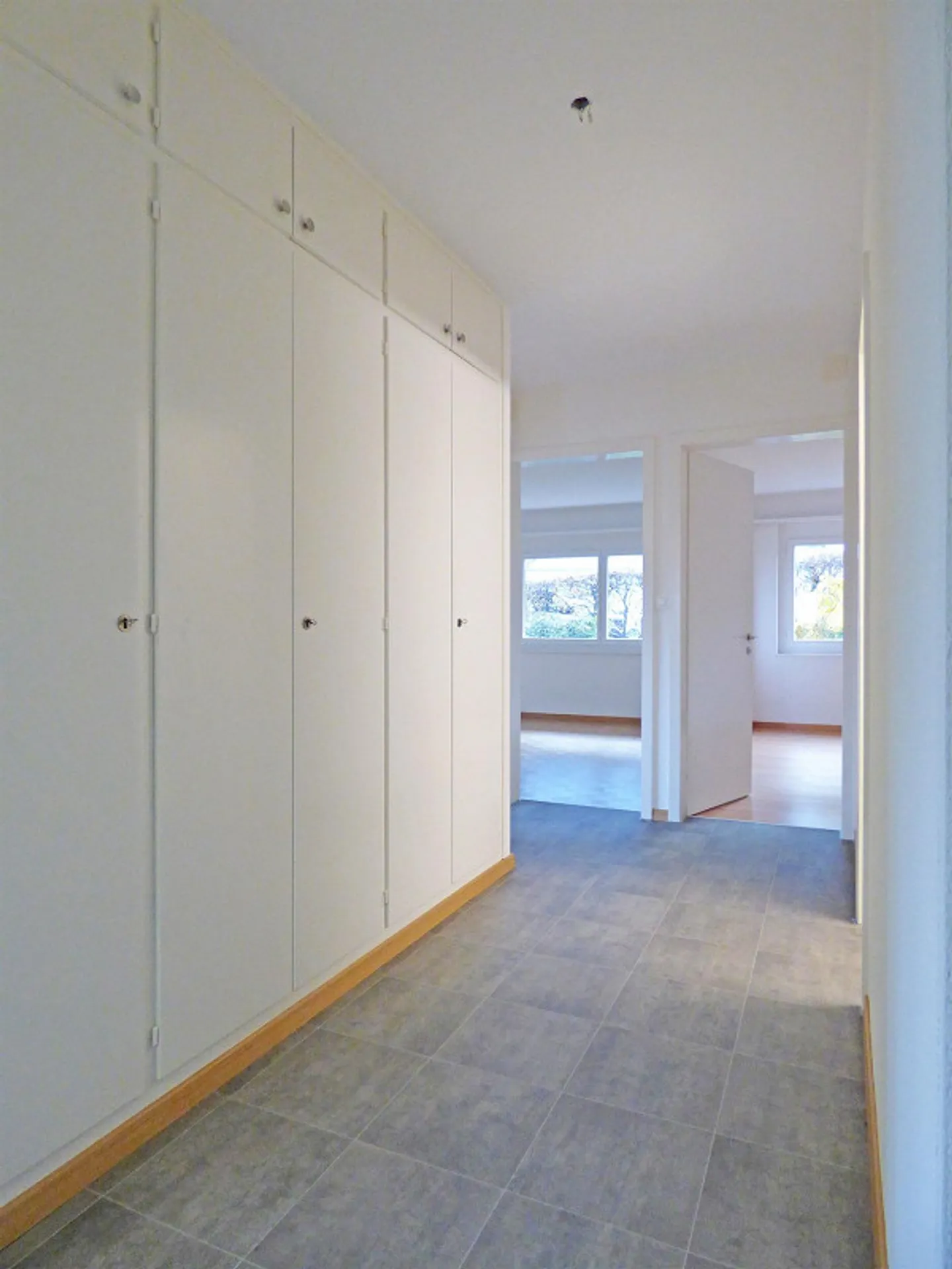 Ideal residential area - top price-performance ratio! - Photo 4 of 8